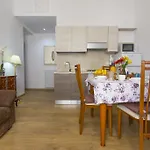 Amedeo Apartment